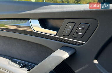 Позашляховик / Кросовер Audi SQ5 2020 в 