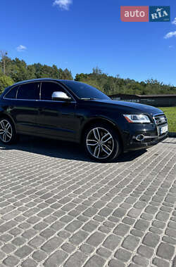 Внедорожник / Кроссовер Audi SQ5 2014 в 