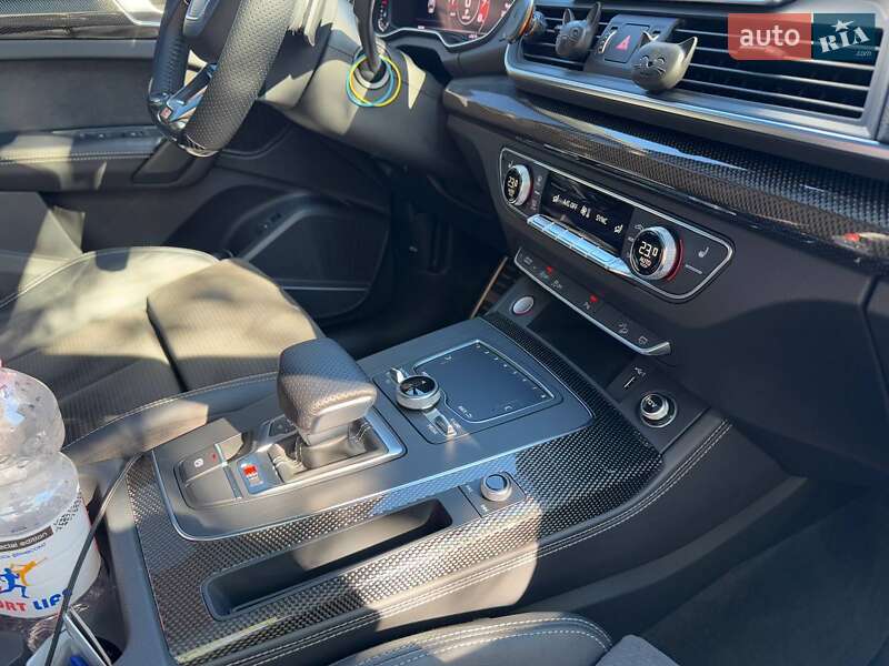 Позашляховик / Кросовер Audi SQ5 2019 в Кременчуці фото 41 Позашляховик / Кросовер Audi SQ5 2019 в Кременчуці