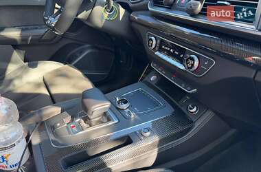 Внедорожник / Кроссовер Audi SQ5 2019 в 