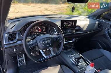 Внедорожник / Кроссовер Audi SQ5 2019 в 