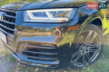 Внедорожник / Кроссовер Audi SQ5 2019 в 
