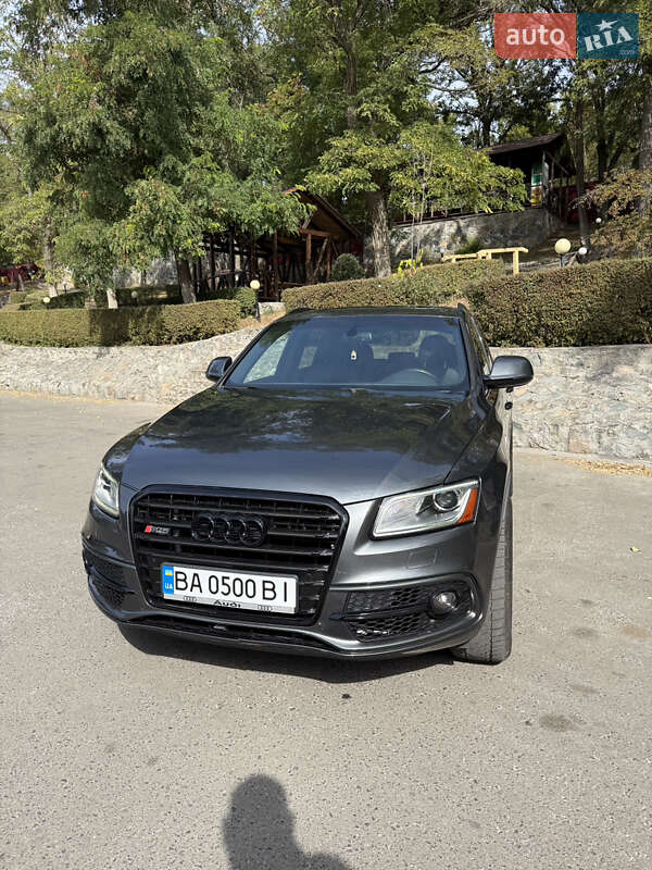 Внедорожник / Кроссовер Audi SQ5 2016 в Кропивницком