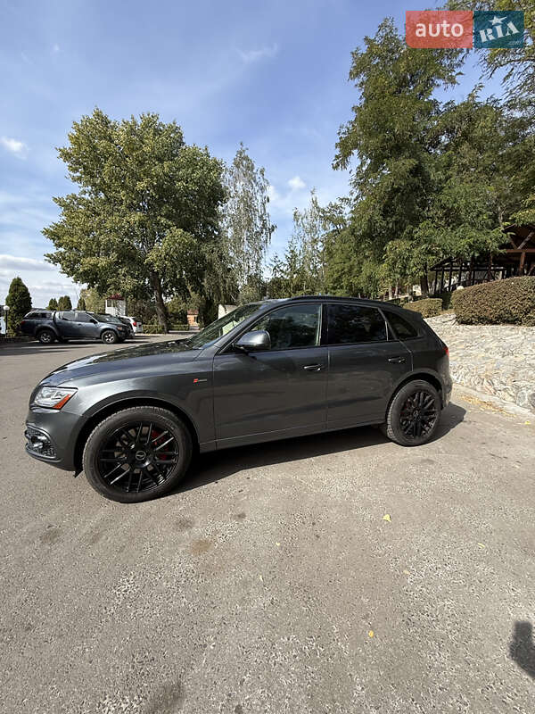 Внедорожник / Кроссовер Audi SQ5 2016 в Кропивницком