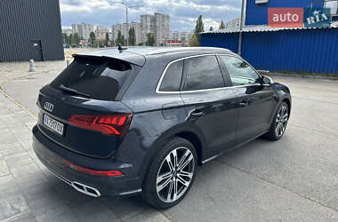 Внедорожник / Кроссовер Audi SQ5 2017 в 