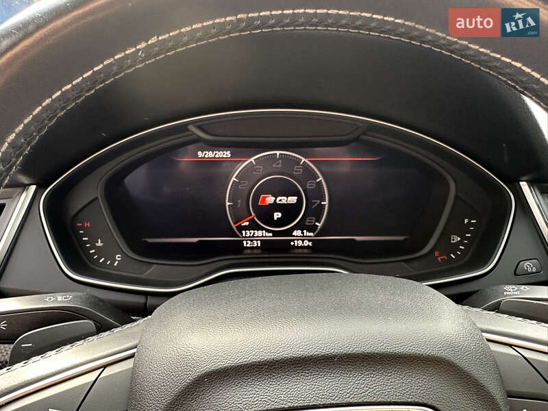 Внедорожник / Кроссовер Audi SQ5 2017 в Харькове