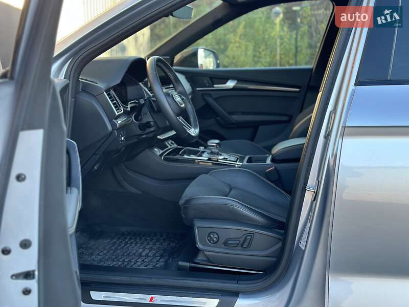 Внедорожник / Кроссовер Audi SQ5 2022 в Львове