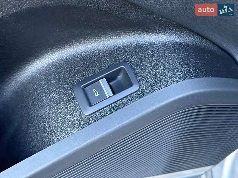 Внедорожник / Кроссовер Audi SQ5 2022 в Львове