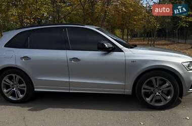 Внедорожник / Кроссовер Audi SQ5 2016 в 