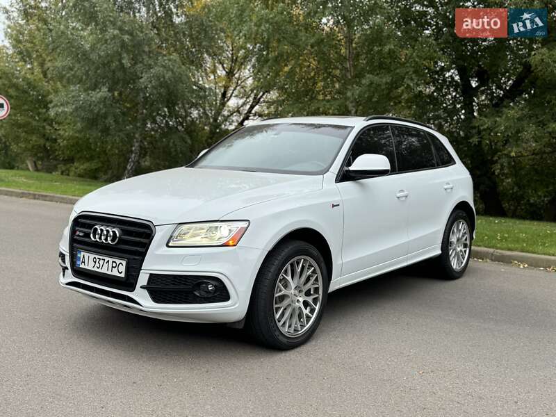 Внедорожник / Кроссовер Audi SQ5 2015 в Киеве