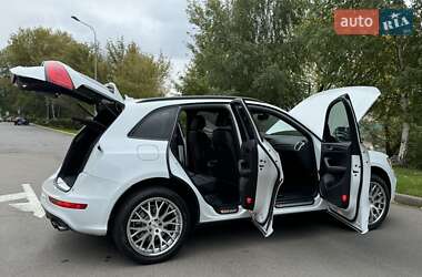 Внедорожник / Кроссовер Audi SQ5 2015 в 