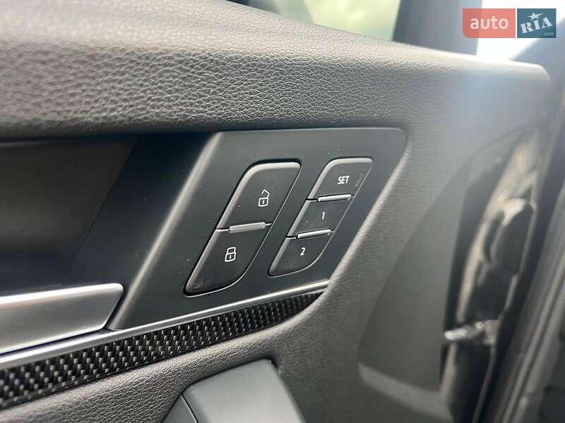 Внедорожник / Кроссовер Audi SQ5 2017 в Львове