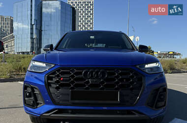 Внедорожник / Кроссовер Audi SQ5 2021 в 