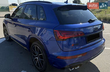 Внедорожник / Кроссовер Audi SQ5 2021 в 