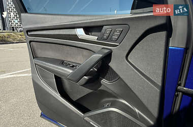 Внедорожник / Кроссовер Audi SQ5 2021 в 