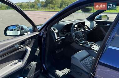 Внедорожник / Кроссовер Audi SQ5 2017 в 