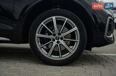 Внедорожник / Кроссовер Audi SQ5 2021 в 