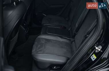 Внедорожник / Кроссовер Audi SQ5 2021 в 