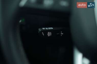 Внедорожник / Кроссовер Audi SQ5 2021 в 