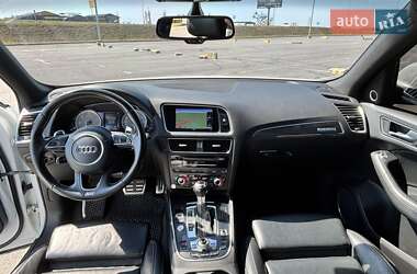 Внедорожник / Кроссовер Audi SQ5 2014 в 