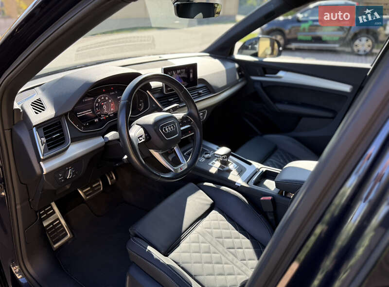 Внедорожник / Кроссовер Audi SQ5 2020 в Киеве