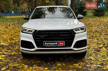 Позашляховик / Кросовер Audi SQ5 2019 в  фото 3 Позашляховик / Кросовер Audi SQ5 2019 в