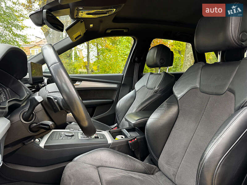 Внедорожник / Кроссовер Audi SQ5 2019 в Киеве