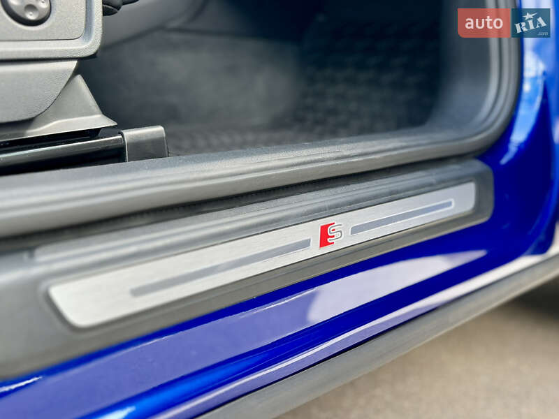 Внедорожник / Кроссовер Audi SQ5 2021 в Киеве