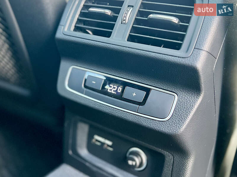 Внедорожник / Кроссовер Audi SQ5 2021 в Киеве