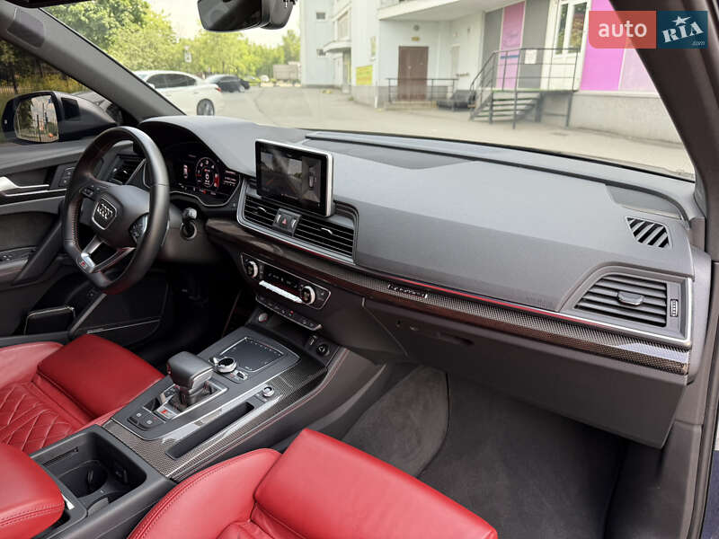 Позашляховик / Кросовер Audi SQ5 2020 в Києві фото 32 Позашляховик / Кросовер Audi SQ5 2020 в Києві