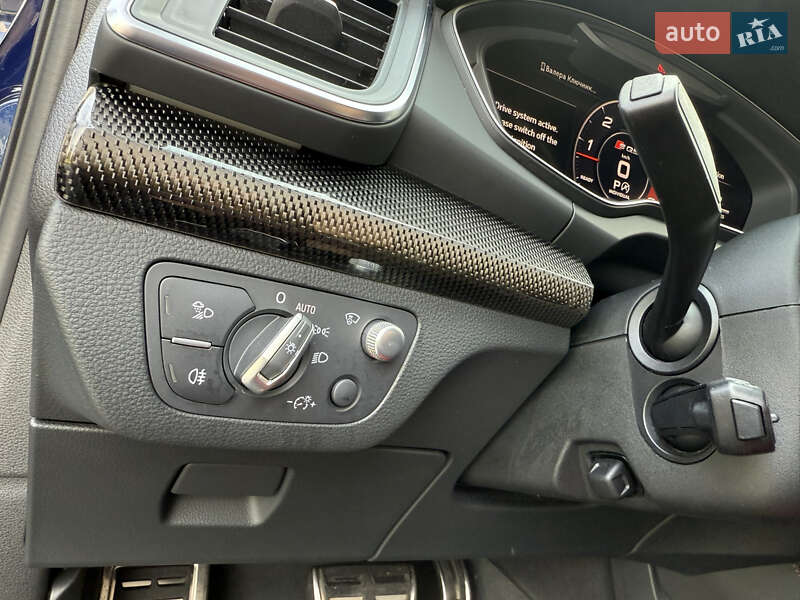 Позашляховик / Кросовер Audi SQ5 2020 в Києві фото 37 Позашляховик / Кросовер Audi SQ5 2020 в Києві