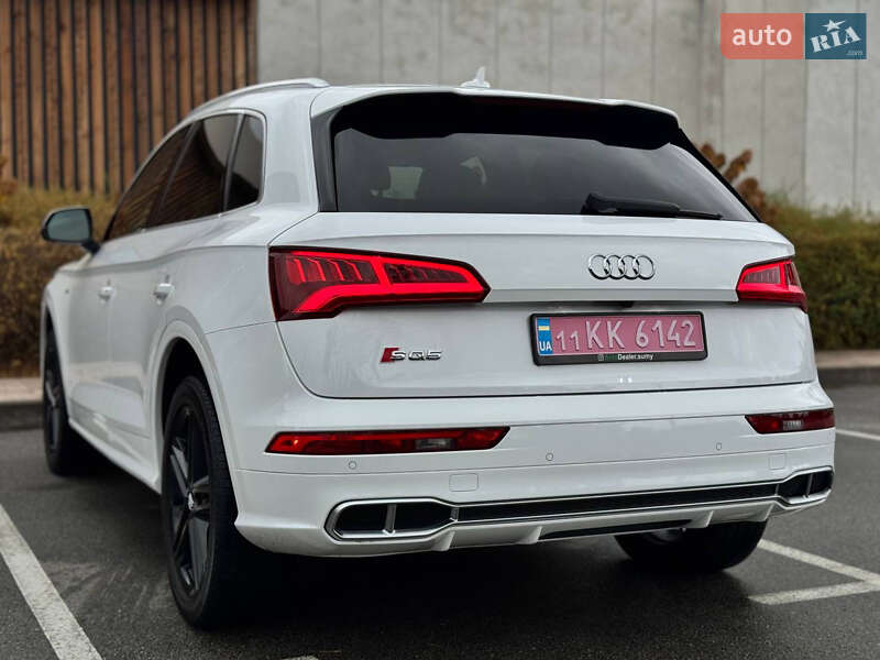 Позашляховик / Кросовер Audi SQ5 2018 в Києві фото 13 Позашляховик / Кросовер Audi SQ5 2018 в Києві