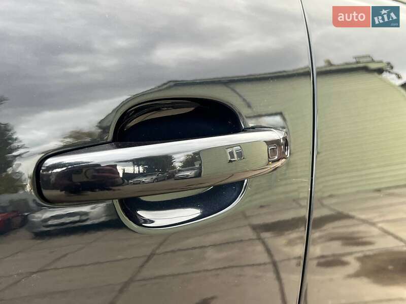 Внедорожник / Кроссовер Audi SQ5 2015 в Киеве