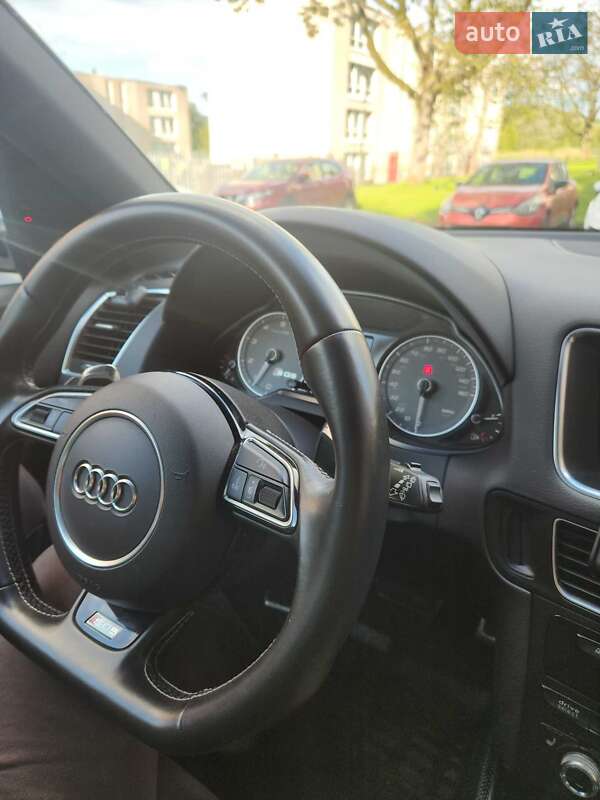 Внедорожник / Кроссовер Audi SQ5 2015 в Харькове