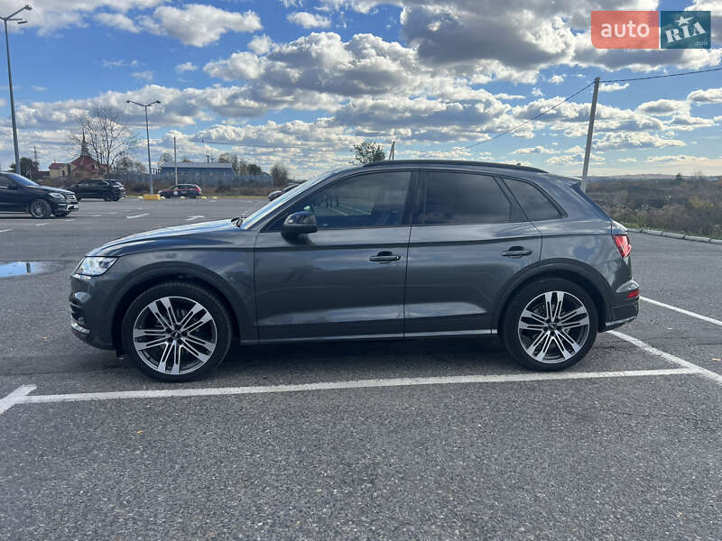 Внедорожник / Кроссовер Audi SQ5 2017 в Черновцах