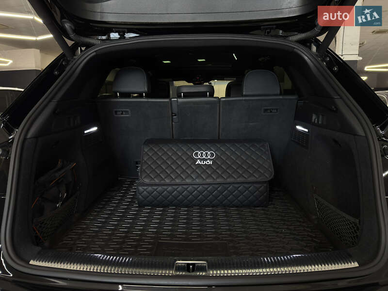 Позашляховик / Кросовер Audi SQ5 2019 в Миколаєві фото 11 Позашляховик / Кросовер Audi SQ5 2019 в Миколаєві