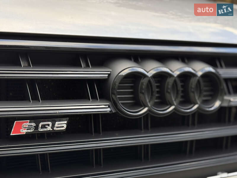 Позашляховик / Кросовер Audi SQ5 2017 в Львові фото 19 Позашляховик / Кросовер Audi SQ5 2017 в Львові