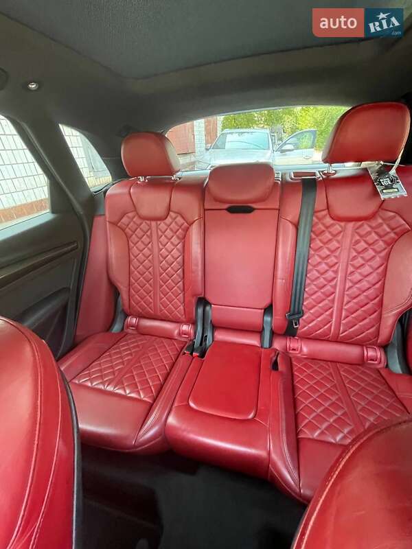 Позашляховик / Кросовер Audi SQ5 2018 в Києві фото 8 Позашляховик / Кросовер Audi SQ5 2018 в Києві