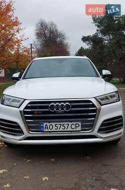 Внедорожник / Кроссовер Audi SQ5 2017 в Ужгороде