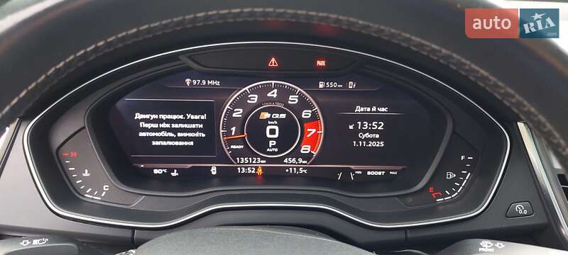 Позашляховик / Кросовер Audi SQ5 2017 в Ужгороді