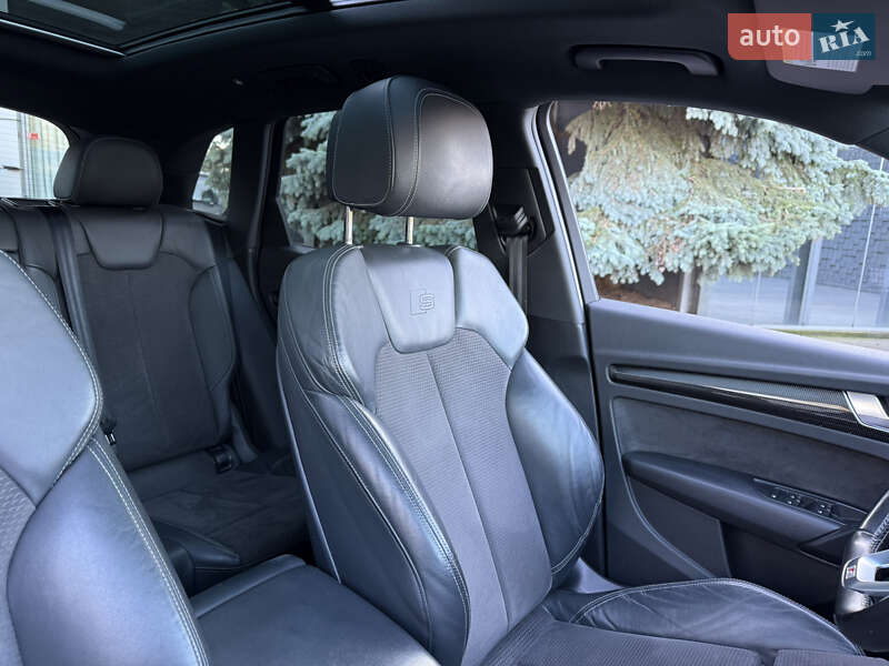 Внедорожник / Кроссовер Audi SQ5 2017 в Тернополе