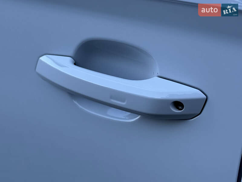 Внедорожник / Кроссовер Audi SQ5 2017 в Тернополе