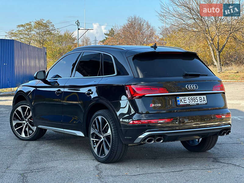 Внедорожник / Кроссовер Audi SQ5 2022 в Днепре