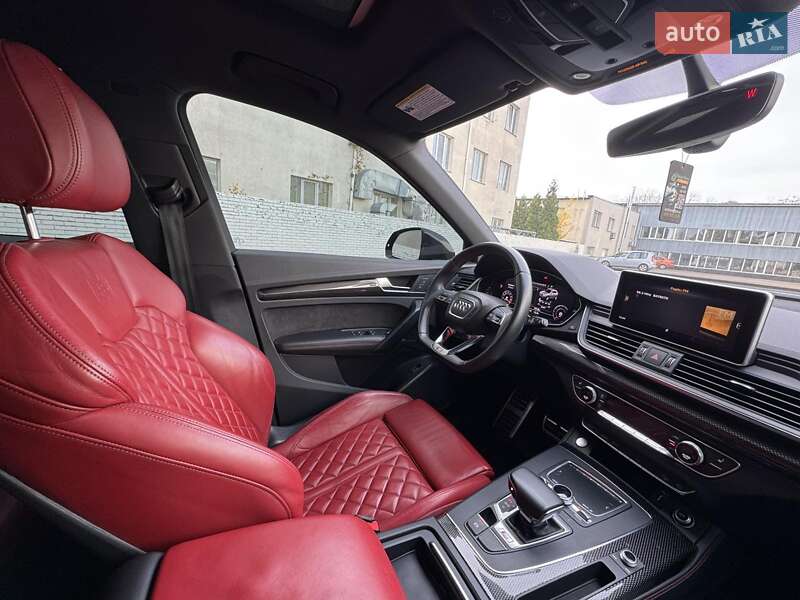 Позашляховик / Кросовер Audi SQ5 2018 в Києві фото 28 Позашляховик / Кросовер Audi SQ5 2018 в Києві