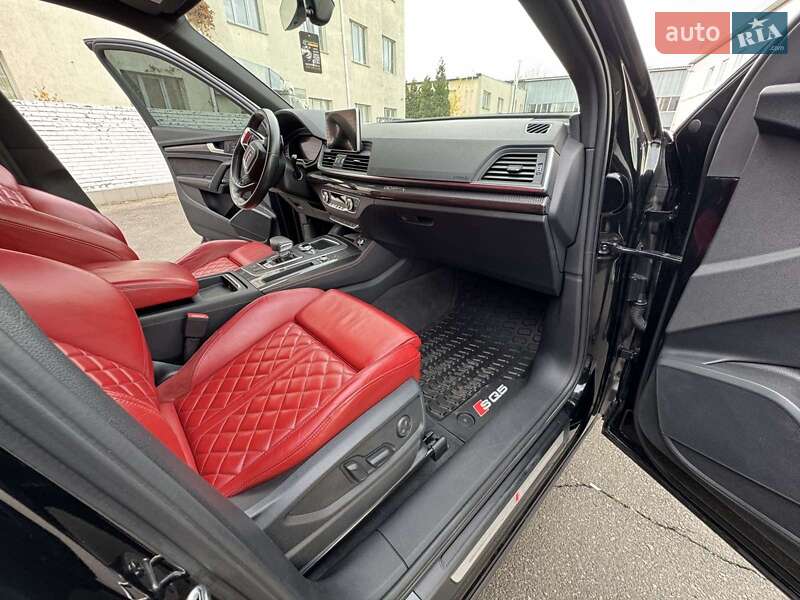 Позашляховик / Кросовер Audi SQ5 2018 в Києві фото 31 Позашляховик / Кросовер Audi SQ5 2018 в Києві