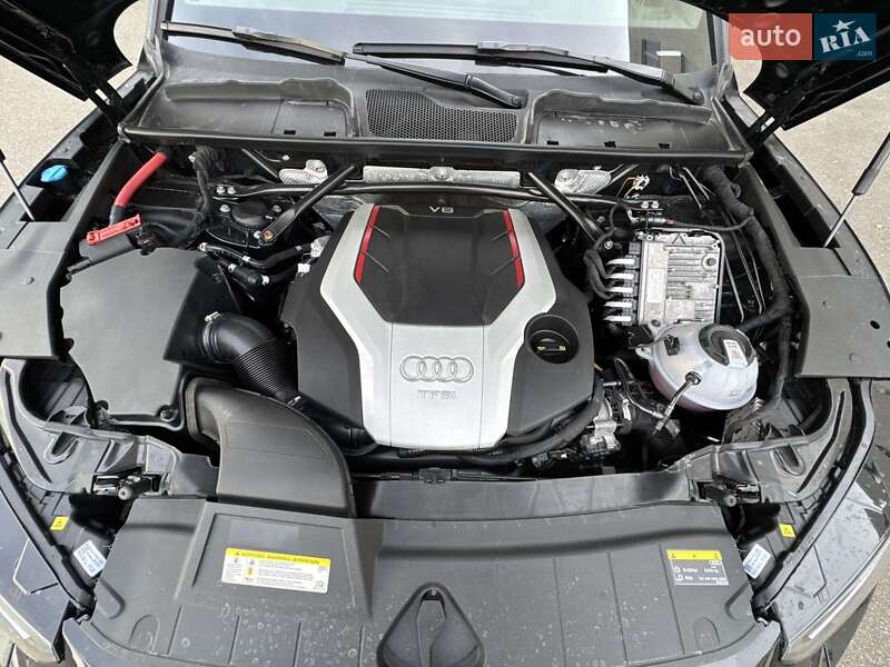 Позашляховик / Кросовер Audi SQ5 2018 в Києві фото 38 Позашляховик / Кросовер Audi SQ5 2018 в Києві