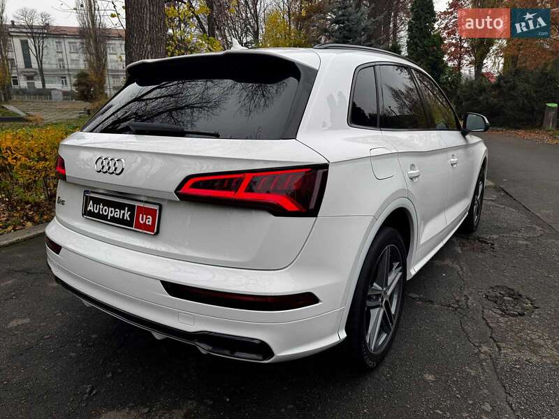 Позашляховик / Кросовер Audi SQ5 2019 в Києві фото 7 Позашляховик / Кросовер Audi SQ5 2019 в Києві