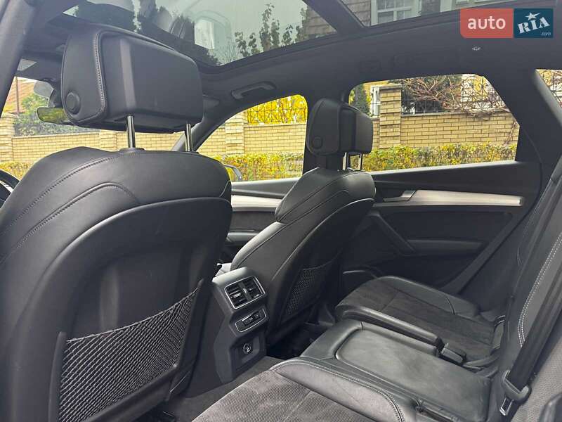 Позашляховик / Кросовер Audi SQ5 2019 в Києві фото 34 Позашляховик / Кросовер Audi SQ5 2019 в Києві