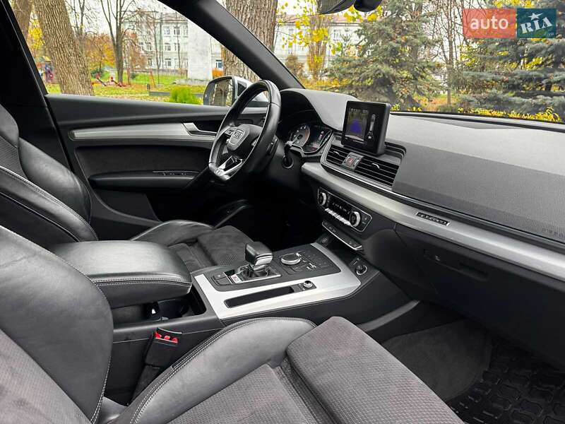 Позашляховик / Кросовер Audi SQ5 2019 в Києві фото 39 Позашляховик / Кросовер Audi SQ5 2019 в Києві