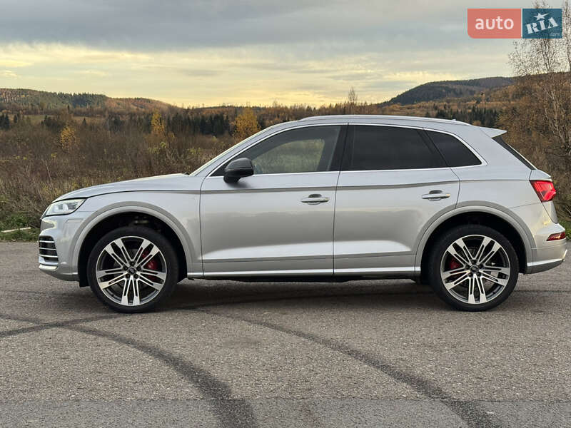 Позашляховик / Кросовер Audi SQ5 2018 в Долині